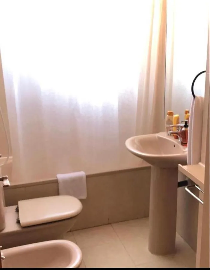 Appartement Suites Madrid Belfast 13 Ifema Airport